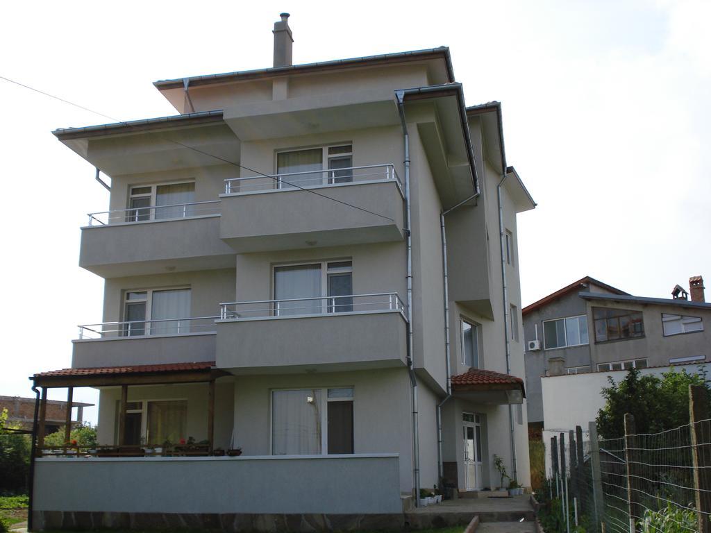 Prestige Hotel Sinemoretz Luaran gambar